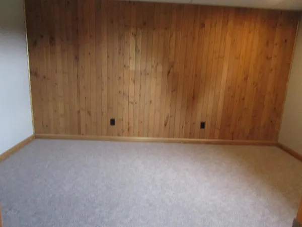 $435,000 | 6049 Rolling Hills Drive Southwest, Montevideo, MN 56265