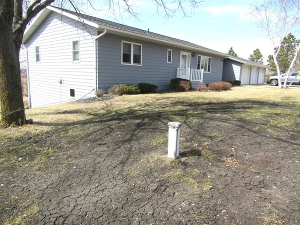 $435,000 | 6049 Rolling Hills Drive Southwest, Montevideo, MN 56265