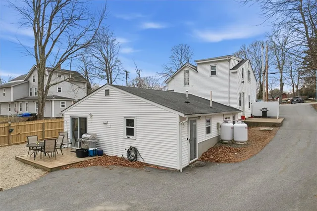 $525,000 | 47 North Pleasant Street, West Warwick, RI 02893