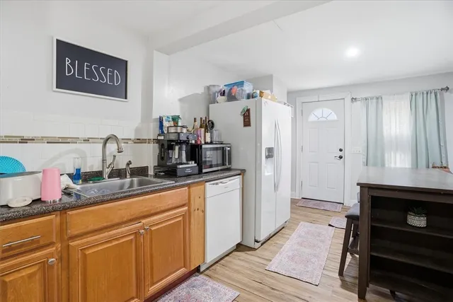 $525,000 | 47 North Pleasant Street, West Warwick, RI 02893