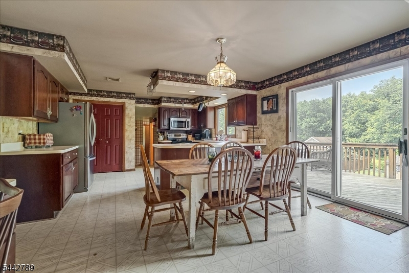 183 School House Road Oak Ridge, NJ 07438 - Photo 12 of 36