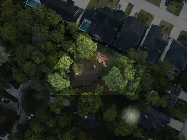 $486,000 | 25 North Mossrock Road, The Woodlands, TX 77380