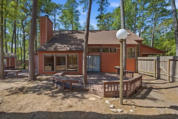 $486,000 | 25 North Mossrock Road, The Woodlands, TX 77380