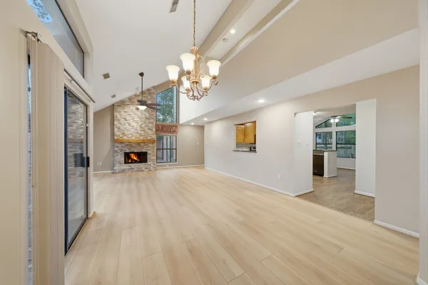 $486,000 | 25 North Mossrock Road, The Woodlands, TX 77380