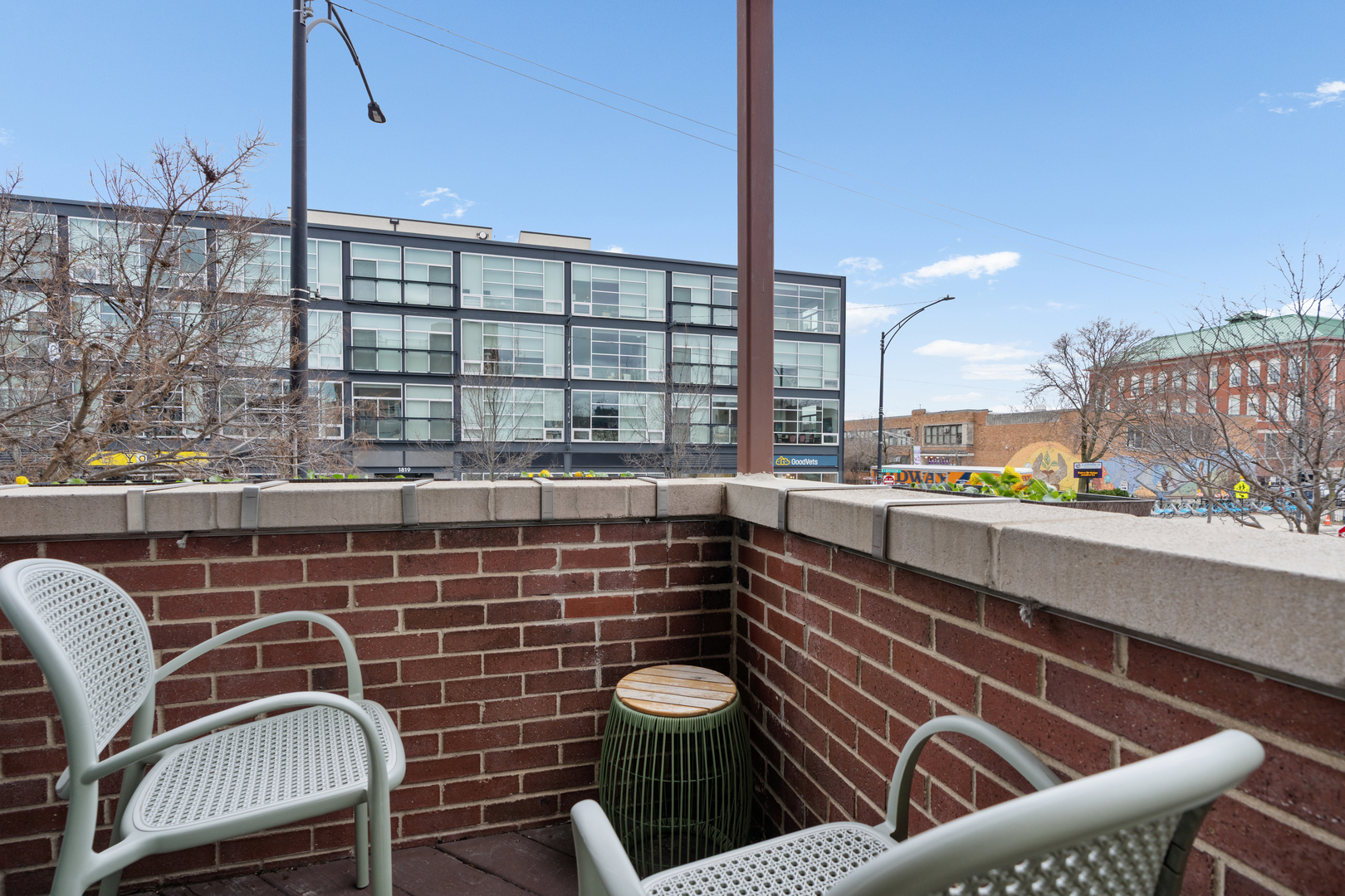 1816 West Division Street, Unit 2S Chicago, IL 60622 - Photo 14 of 16 a view of a balcony with chairs