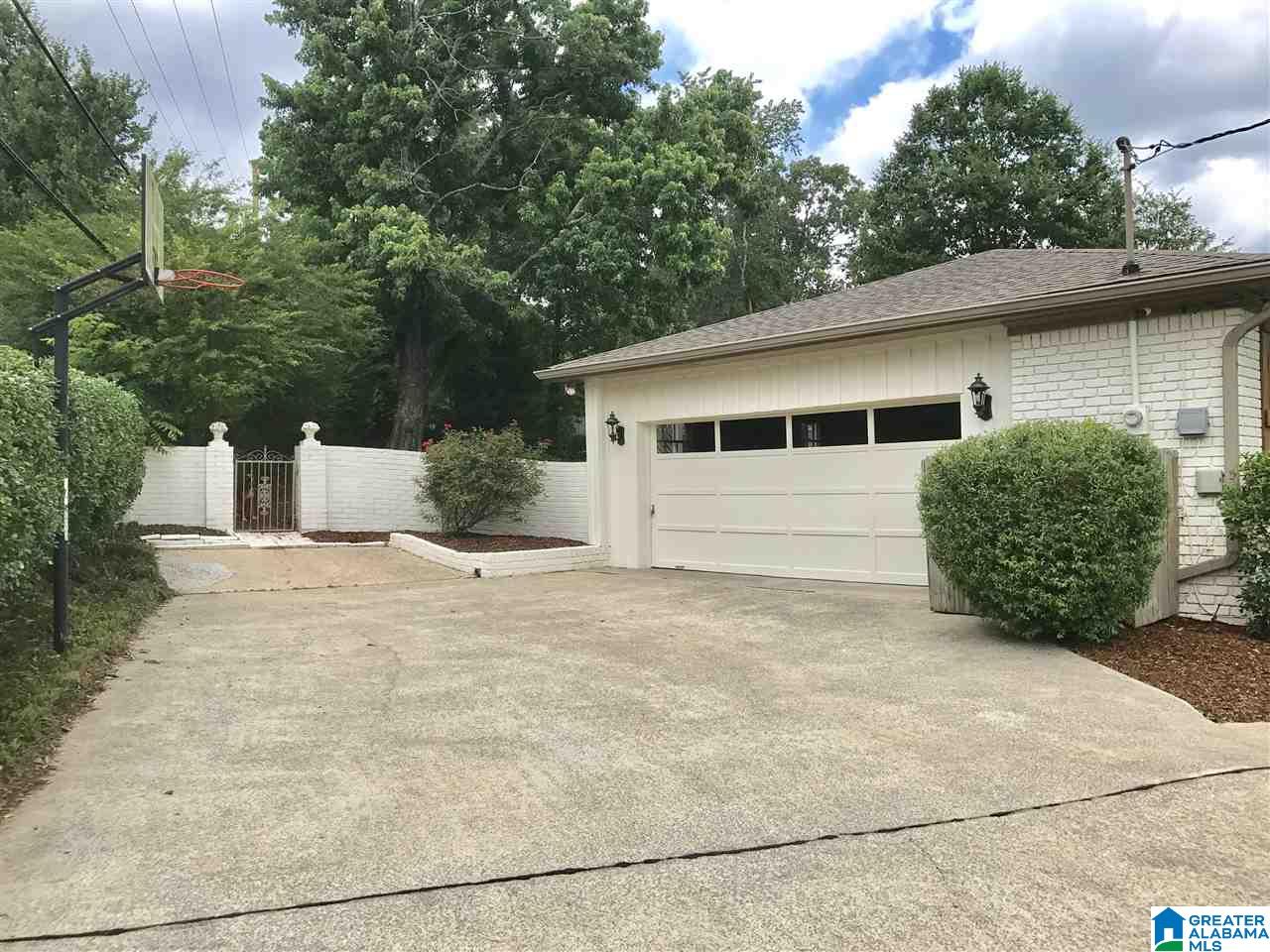 3632 Oakdale Road Birmingham, AL 35223 - Photo 3 of 30