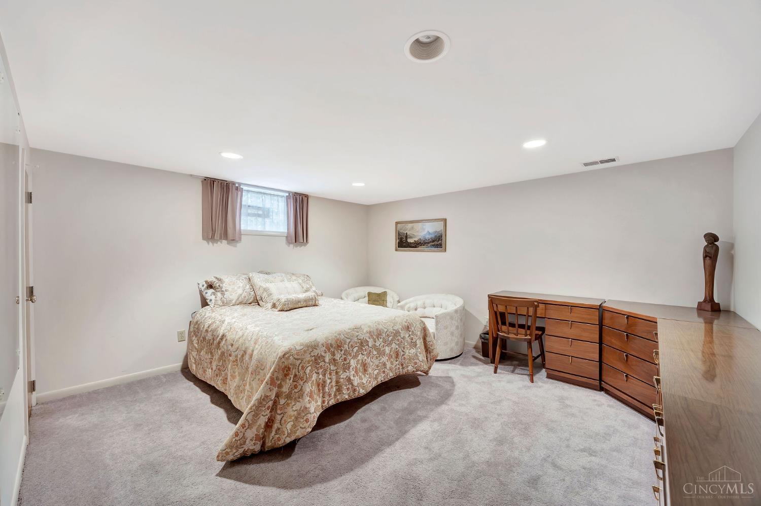6124 Wilmer Road Cincinnati, OH 45247 - Photo 47 of 61