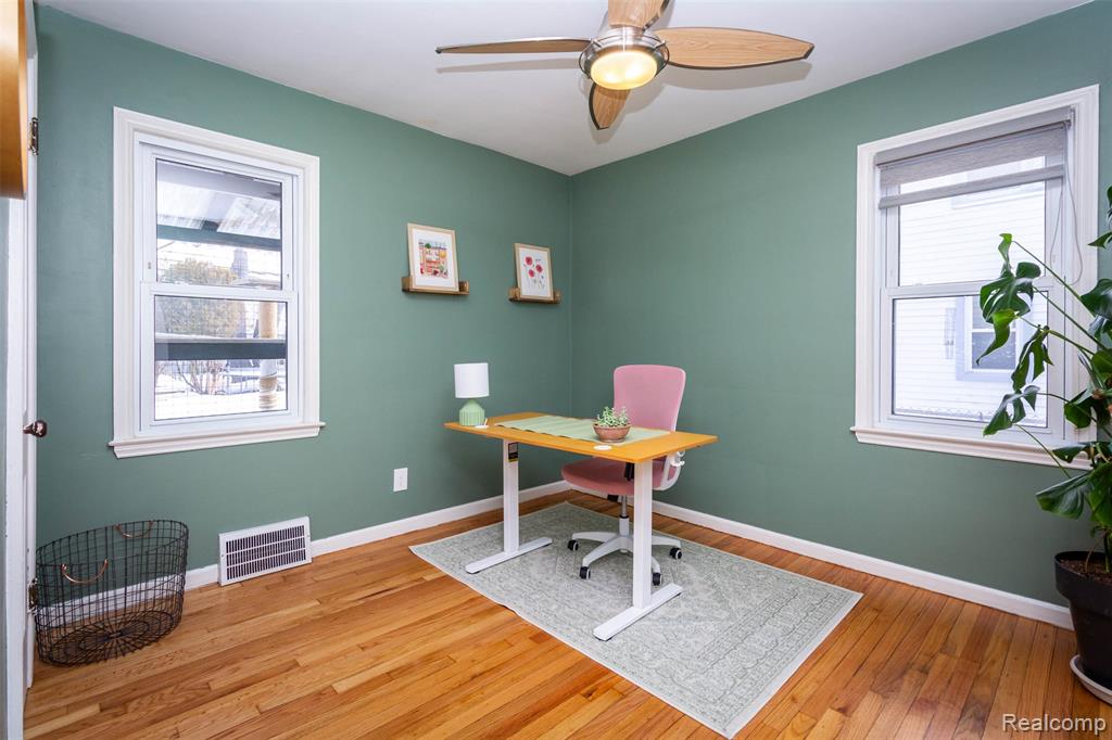 2706 Cumberland Road Berkley, MI 48072 - Photo 23 of 50 Gallery Image 23