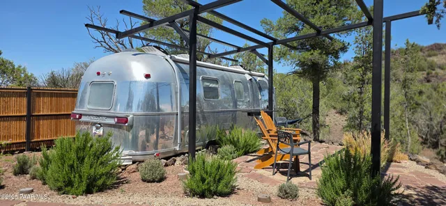 $810,000 | 8200 West Rolling Ridge Road, Ash Fork, AZ 86320