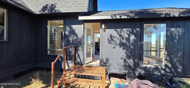 $810,000 | 8200 West Rolling Ridge Road, Ash Fork, AZ 86320