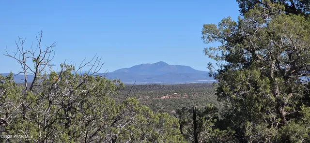 $810,000 | 8200 West Rolling Ridge Road, Ash Fork, AZ 86320