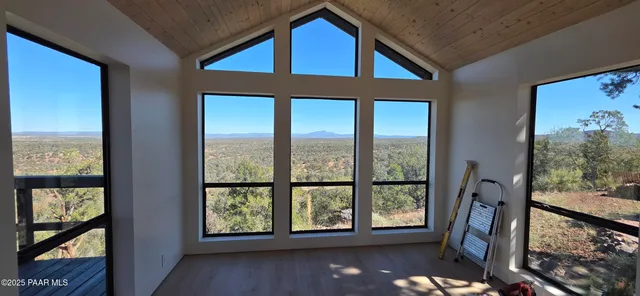 $810,000 | 8200 West Rolling Ridge Road, Ash Fork, AZ 86320