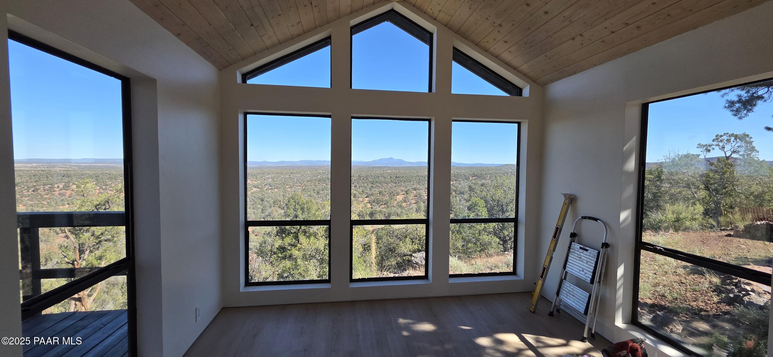 8200 West Rolling Ridge Road Ash Fork, AZ 86320 - Photo 34 of 38 20251027_122956