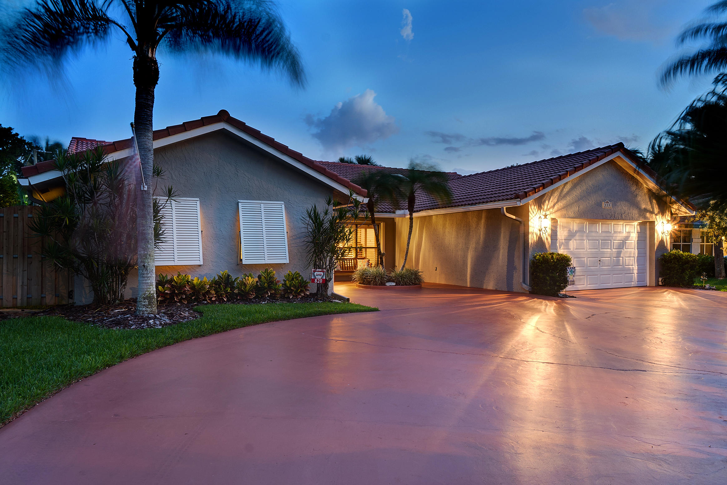 820 Southwest 21st Street Boca Raton, FL 33486 - Photo 2 of 101 042