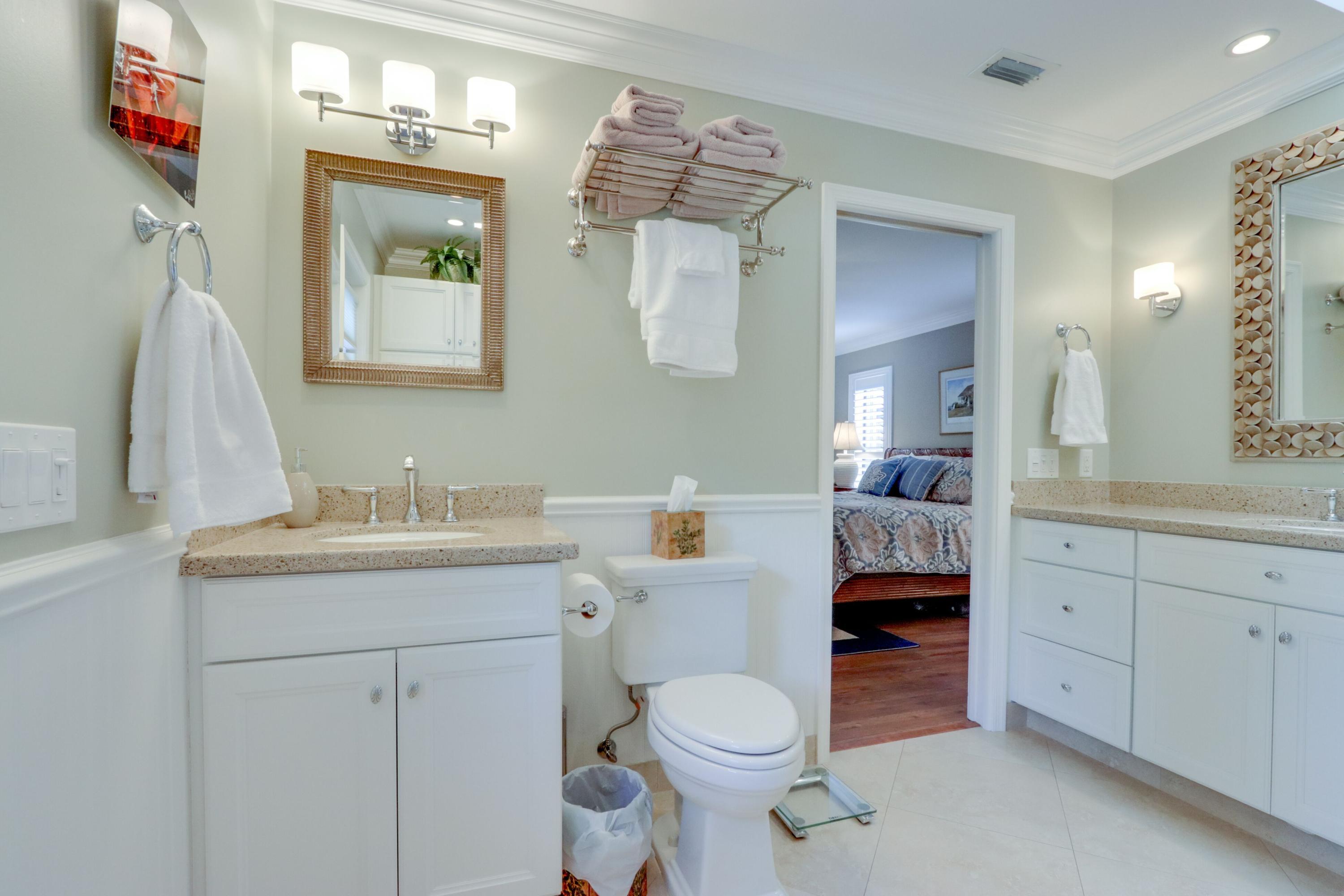 820 Southwest 21st Street Boca Raton, FL 33486 - Photo 67 of 101 820 038