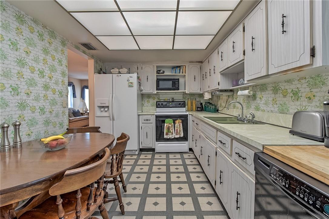 22229 Southwest 65th Terrace Boca Raton, FL 33428 - Photo 14 of 30 Photo 14