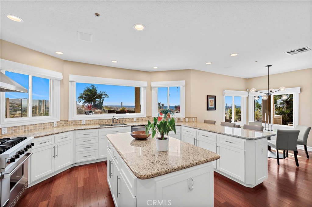 4 Via Goleta San Clemente, CA 92673 - Photo 18 of 70 4 Via Goleta - Kitchen