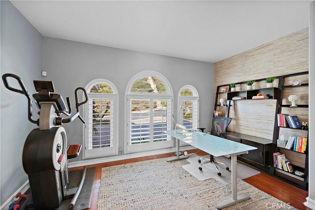 4 Via Goleta San Clemente, CA 92673 - Photo 46 of 70 a view of a room with gym equipment
