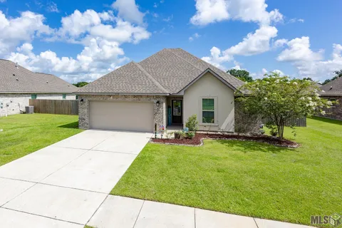 $270,000 | 3758 Cane Ridge Drive, Addis, LA 70710
