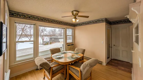 $1,500 | 519 Park Avenue, Albert Lea, MN 56007