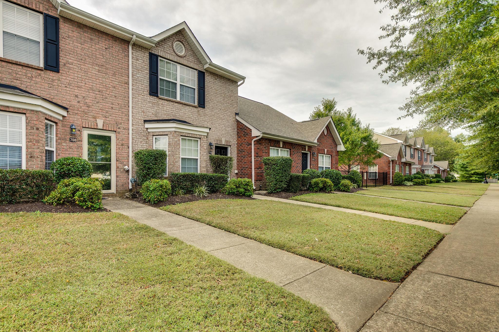 710 Del Rio Pike Franklin, TN 37064 - Photo 2 of 24 Gallery Image 2