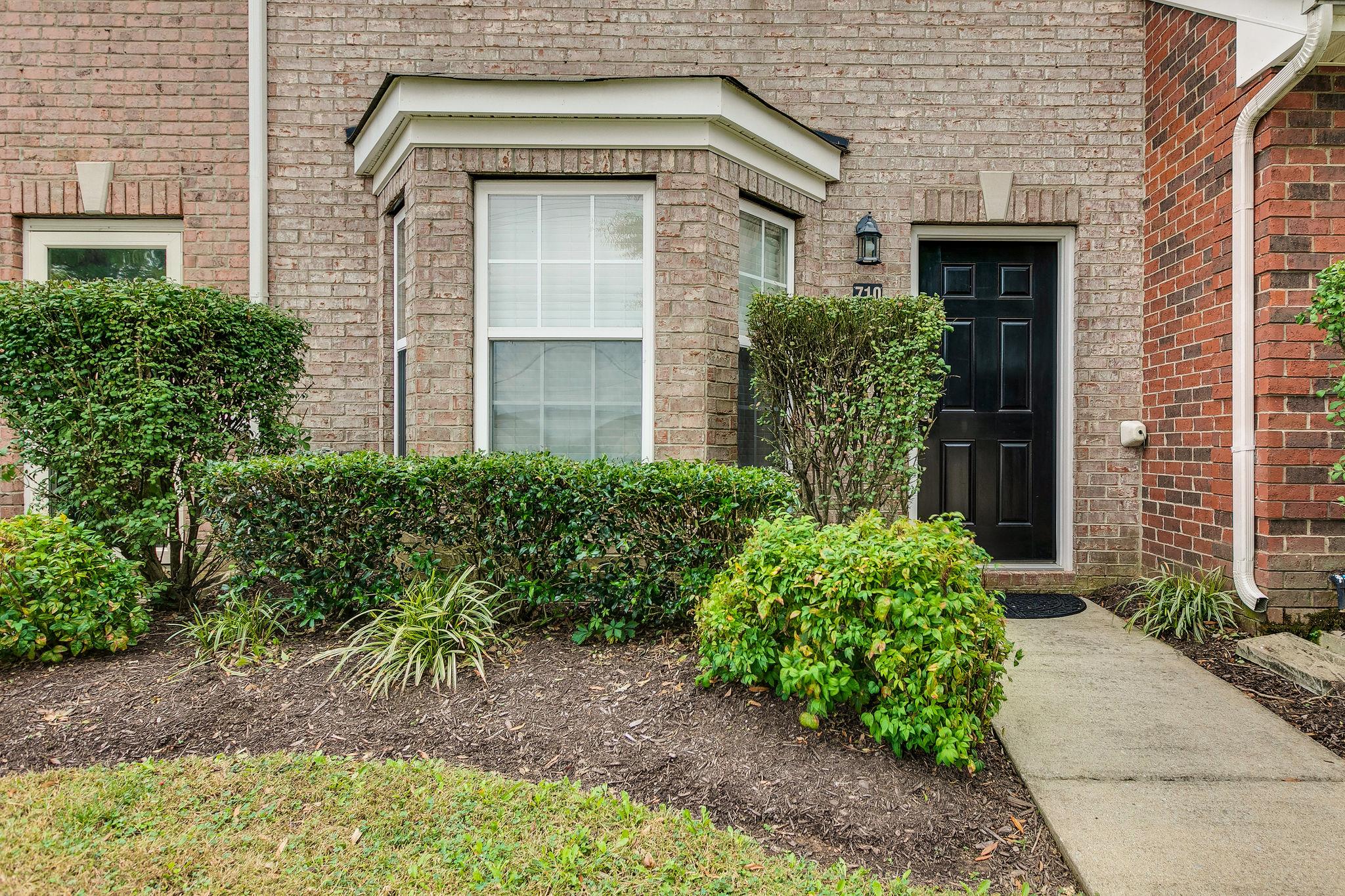 710 Del Rio Pike Franklin, TN 37064 - Photo 4 of 24 Gallery Image 4