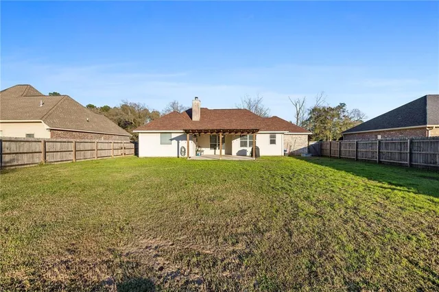 $1,900 | 40182 Olde Mill Lane, Ponchatoula, LA 70454