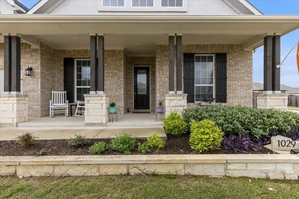 $535,000 | 1029 Wild Pecan Loop, Buda, TX 78610