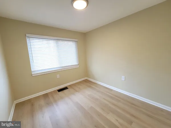 $2,500 | 9627 Horizon Run Road, Unit 2C, Montgomery Village, MD 20886