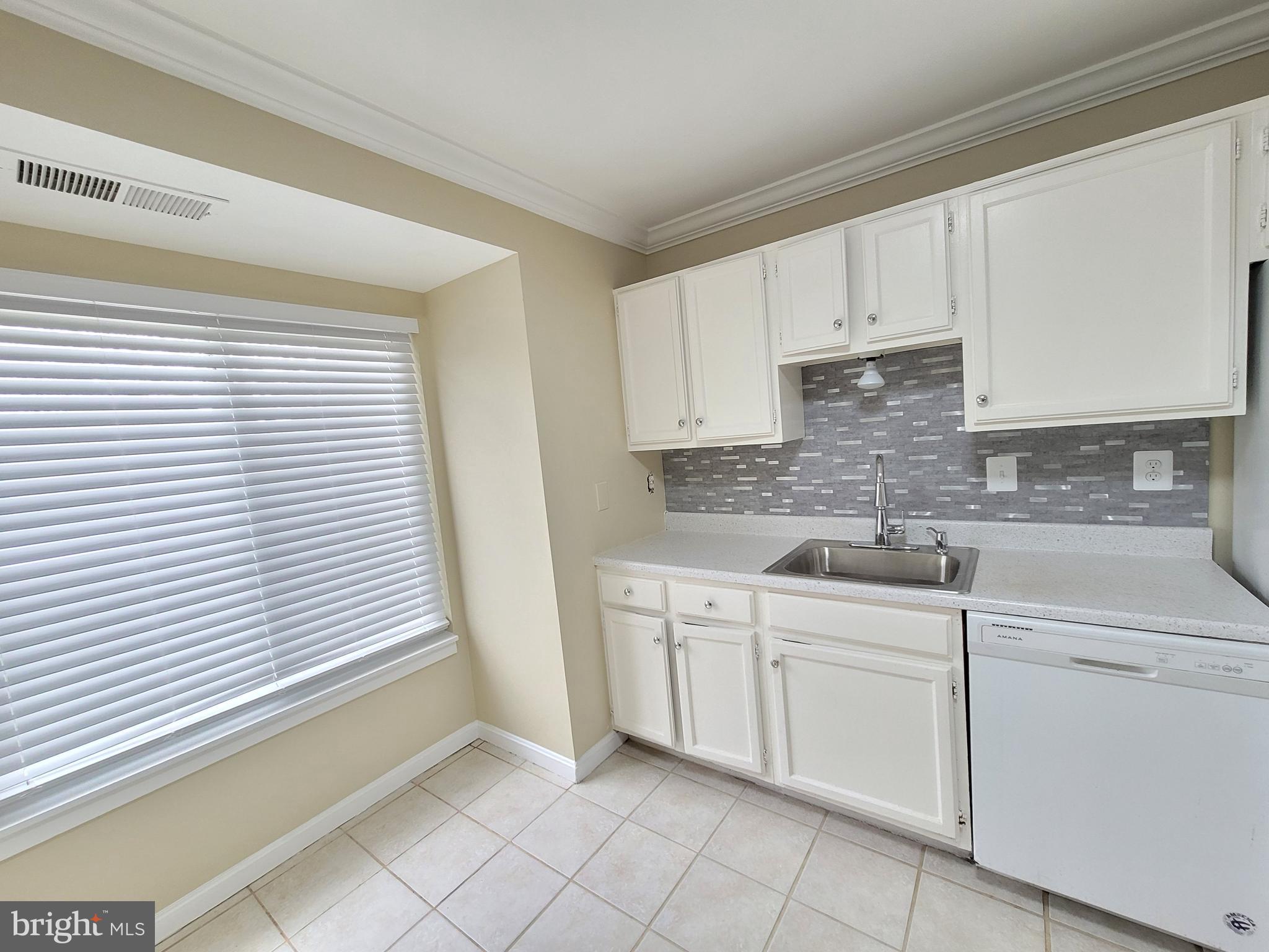 9627 Horizon Run Road, Unit 2C Montgomery Village, MD 20886 - Photo 8 of 17