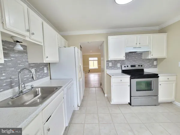 $2,500 | 9627 Horizon Run Road, Unit 2C, Montgomery Village, MD 20886