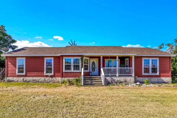$485,000 | 13830 State Highway 16 South, Pipe Creek, TX 78063