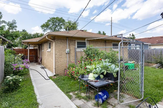 $155,000 | 1017 North Concord Street, Indianapolis, IN 46222