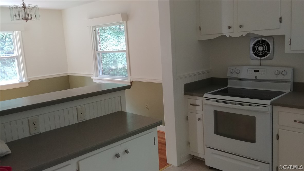 8036 Post Oak Road North Chesterfield, VA 23235 - Photo 8 of 24 Gallery Image 8