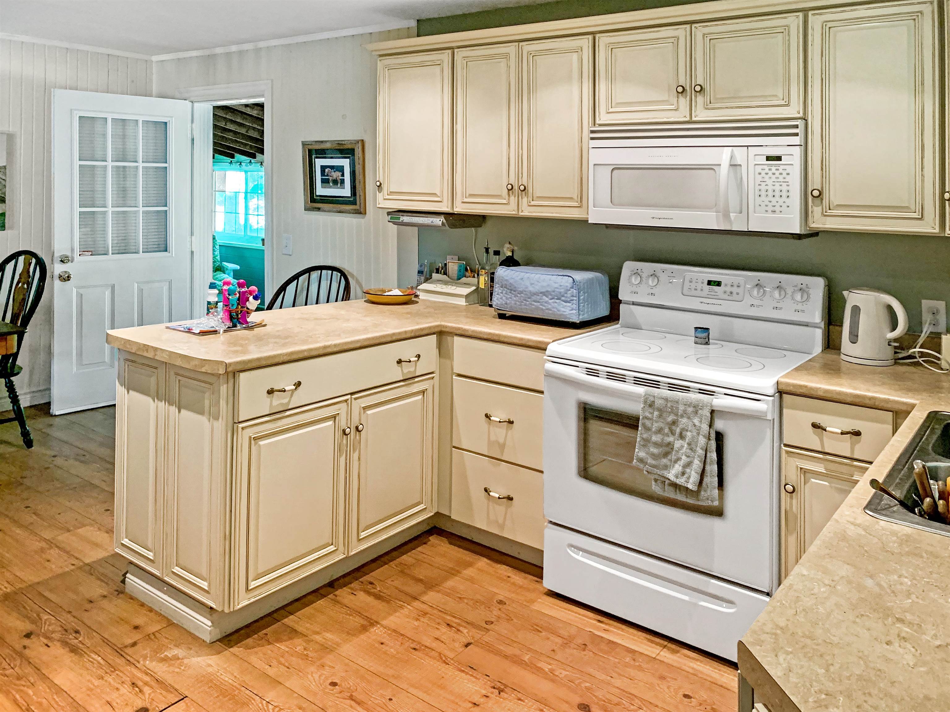 121 Platt Road Highgate, VT 05460 - Photo 4 of 37