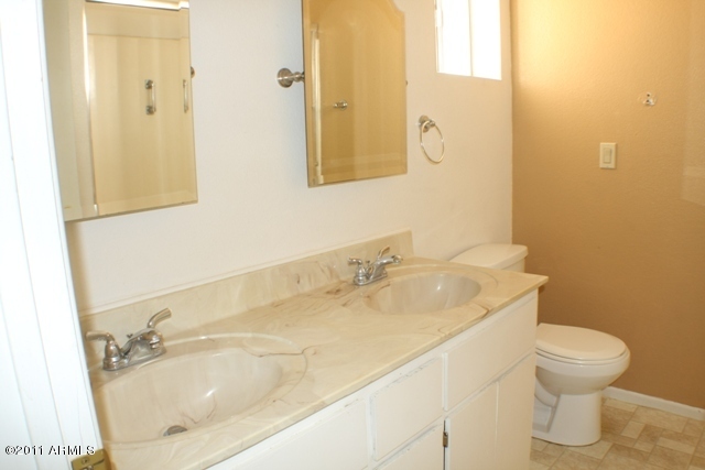 2193 South Arizona Road Apache Junction, AZ 85119 - Photo 17 of 20 Master Bath