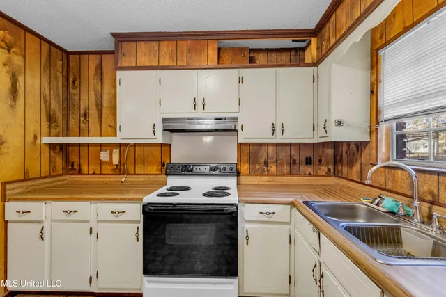 $150,000 | 8313 Coda Road, Moss Point, MS 39562