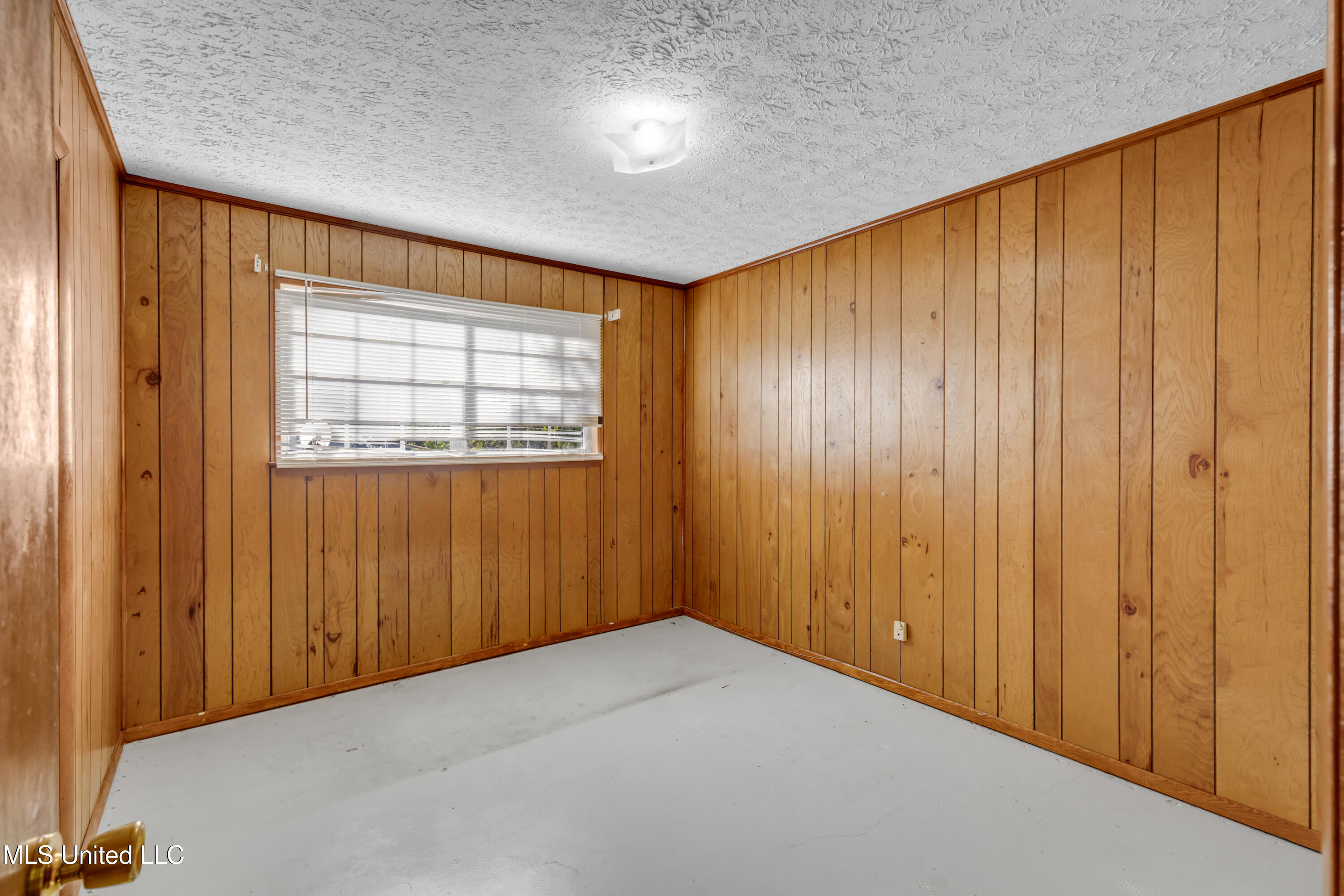 8313 Coda Road Moss Point, MS 39562 - Photo 17 of 32 8313CodaRd-17