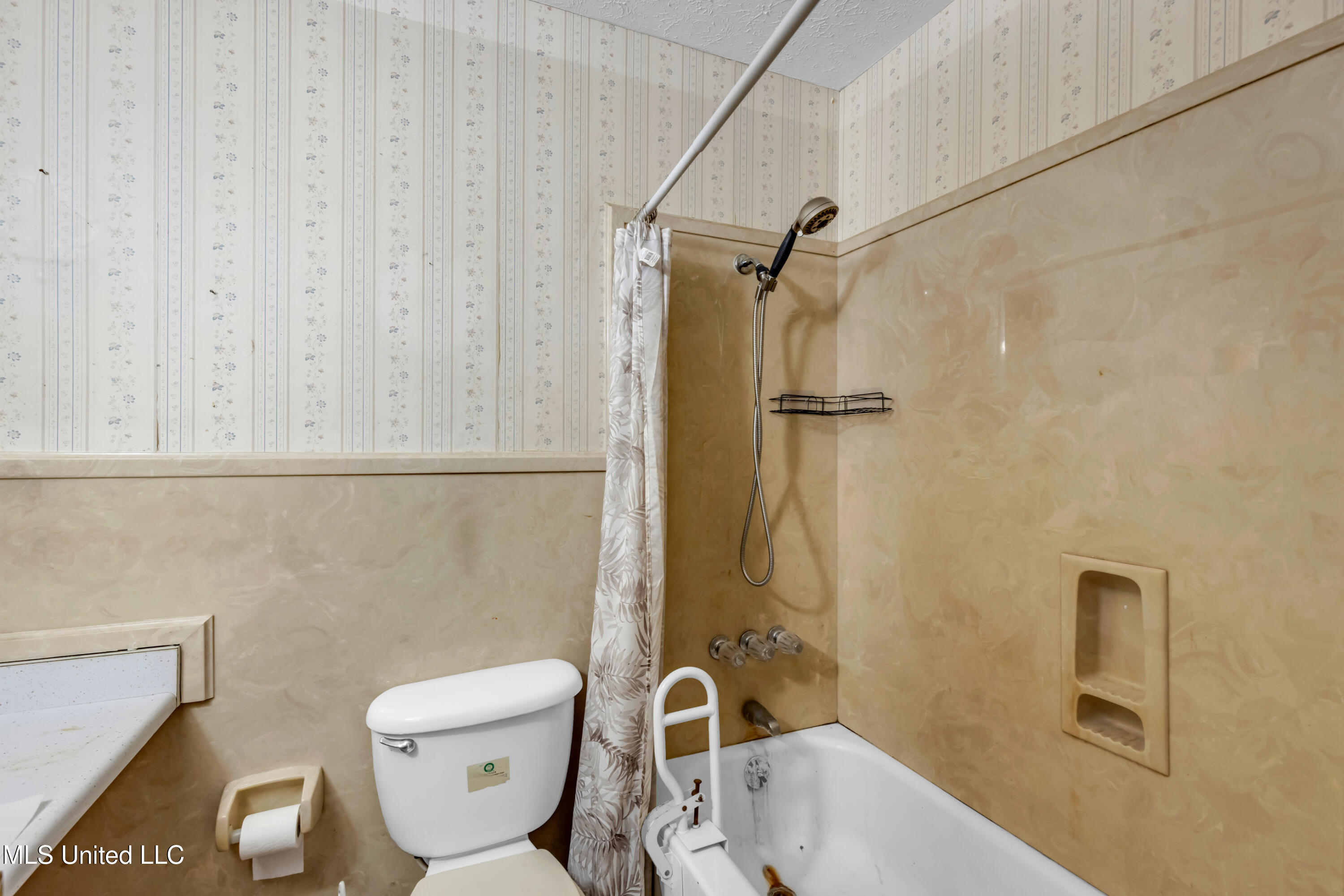 8313 Coda Road Moss Point, MS 39562 - Photo 18 of 32 8313CodaRd-18