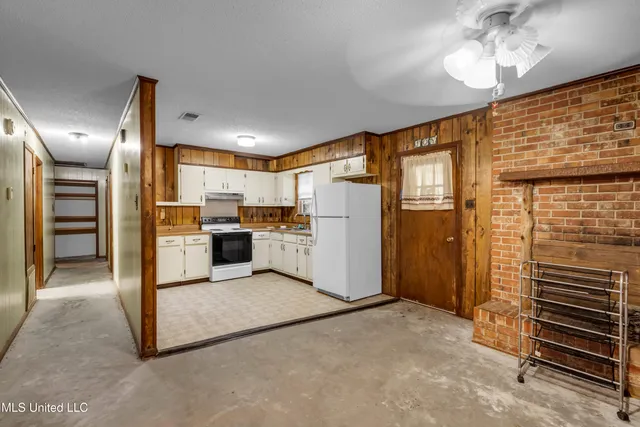 $150,000 | 8313 Coda Road, Moss Point, MS 39562