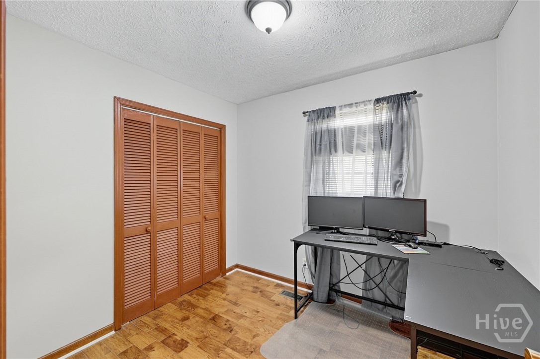 260 Oak Circle Hull, GA 30646 - Photo 17 of 49