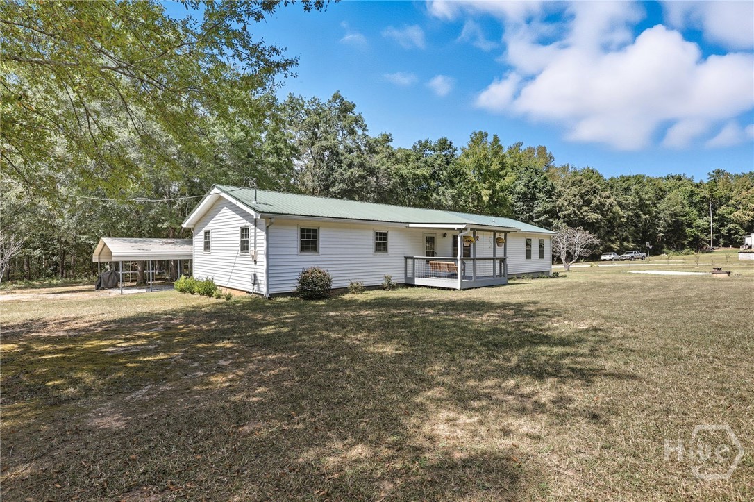 260 Oak Circle Hull, GA 30646 - Photo 2 of 49