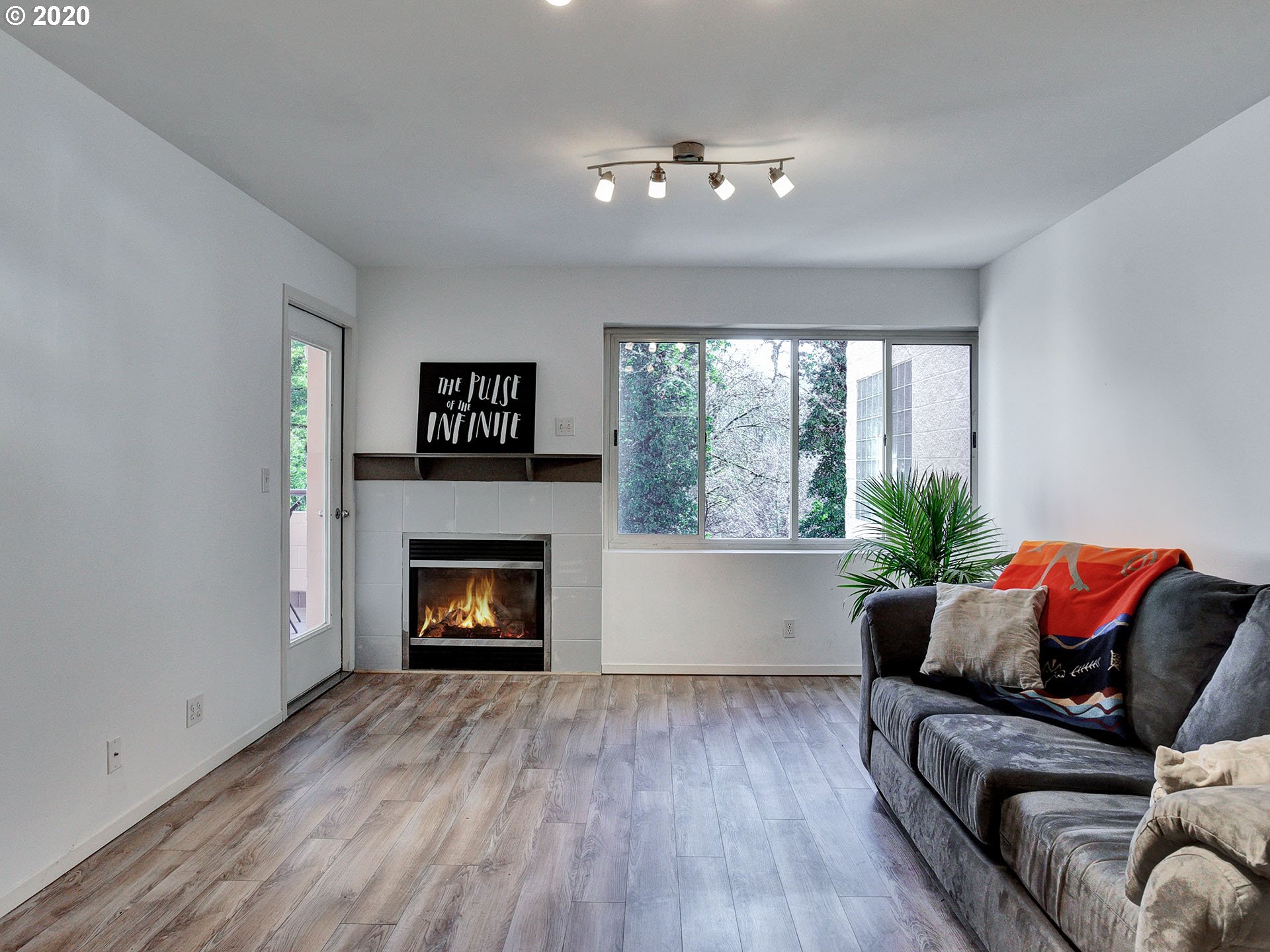 6625 West Burnside Road, Unit 241 Portland, OR 97225 - Photo 9 of 32 Gallery Image 9