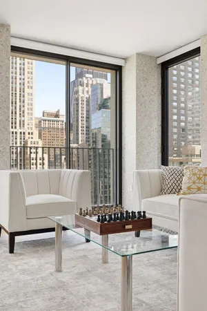$2,050,000 | 16 West 40th Street, Unit 20B | Bryant Park