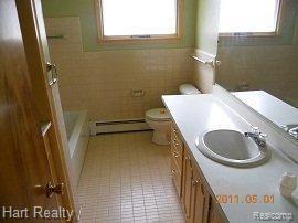 4225 Port Austin Road Caseville, MI 48725 - Photo 8 of 12 011