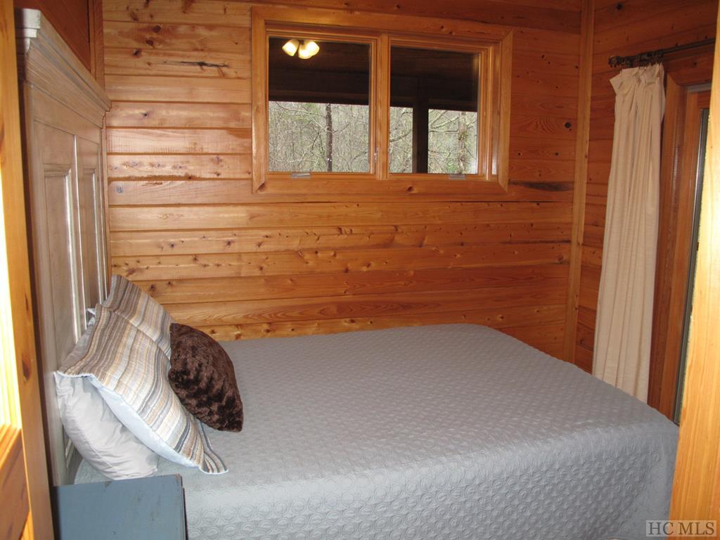 6023 Canada Road Tuckasegee, NC 28783 - Photo 18 of 33 Gallery Image 18