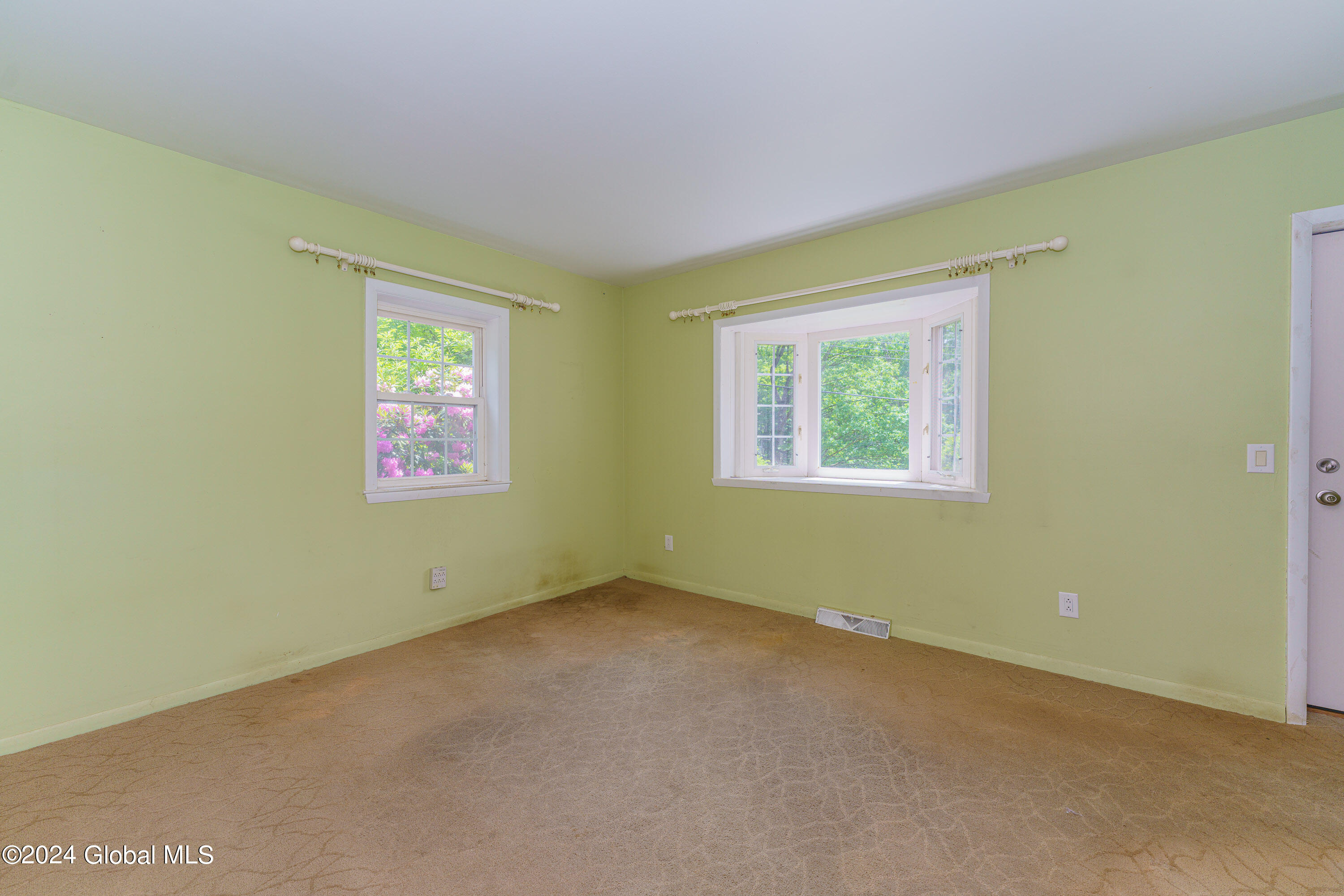 1 Livingroom 1