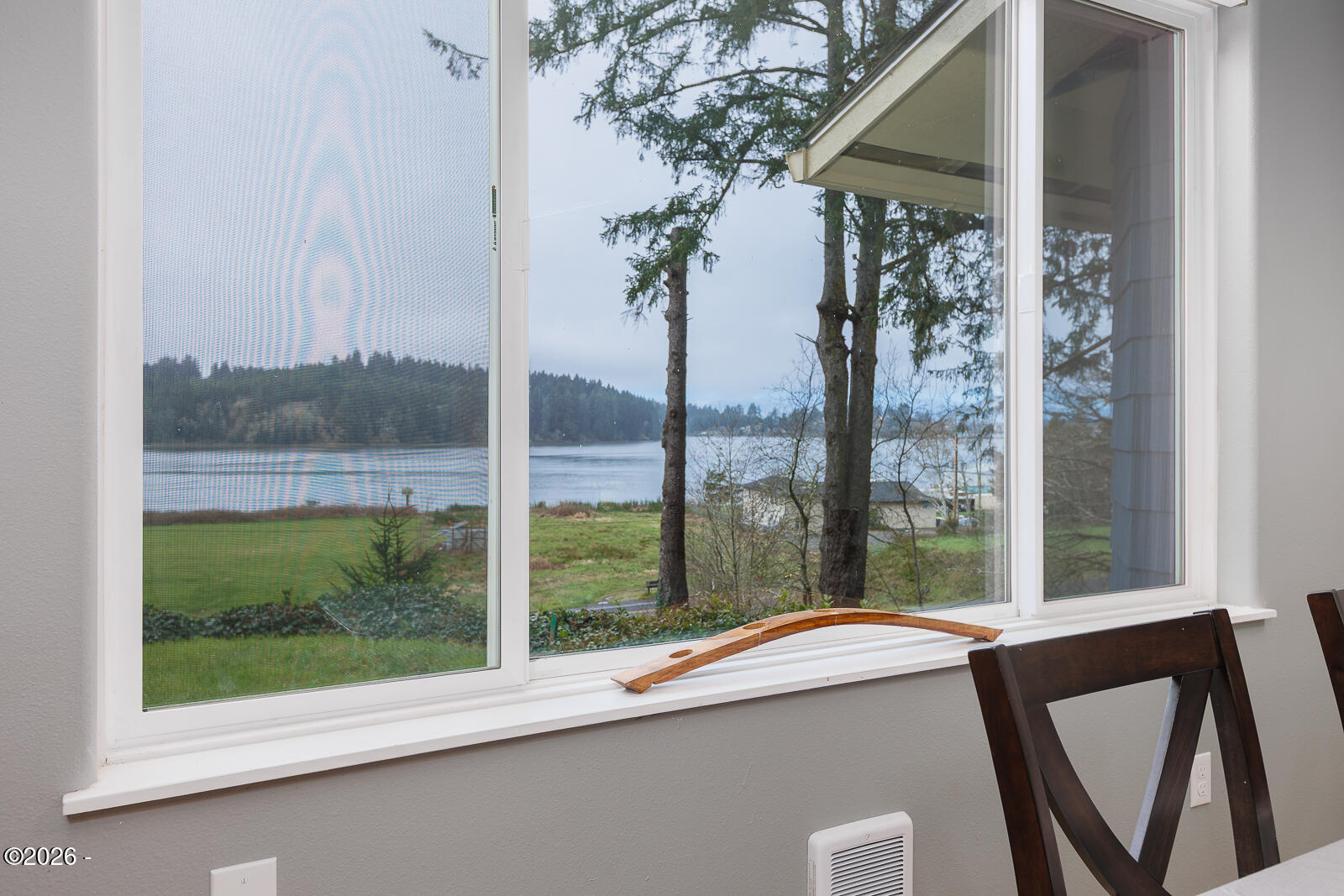 3823 Yaquina Bay Road Newport, OR 97365 - Photo 23 of 68 Web-21