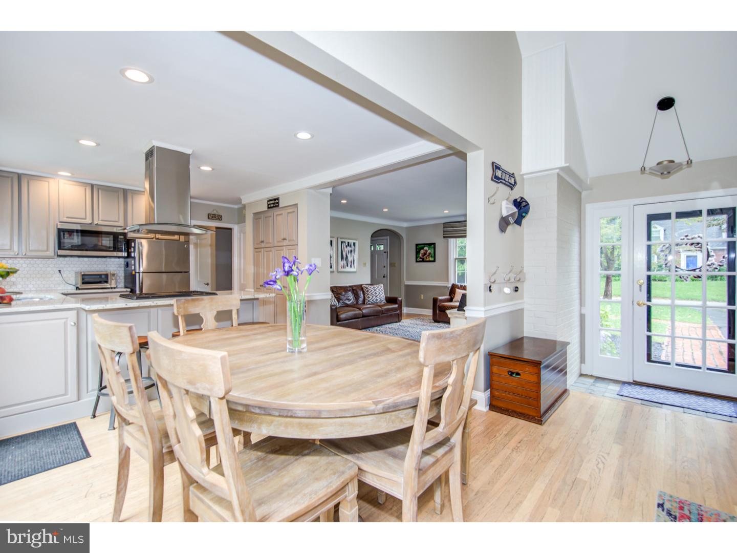 218 Hillcrest Road Wayne, PA 19087 - Photo 4 of 16 Kitchen