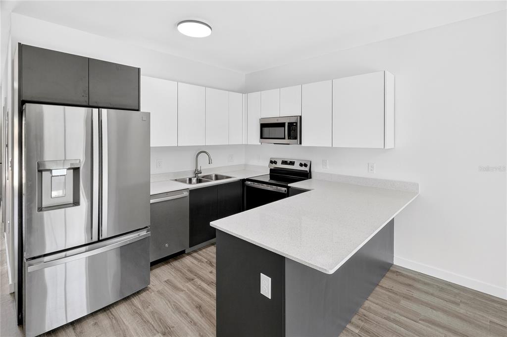 1611 Northwest 29 Road, Unit 3 Gainesville, FL 32605 - Photo 11 of 27